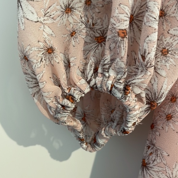 WAYF Dress - Picture 3 of 9